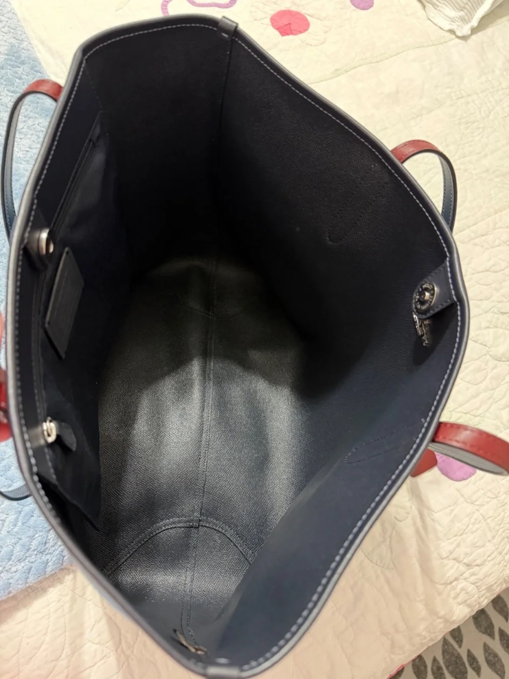 Coach City Tote With Floral Bow Print NWT
